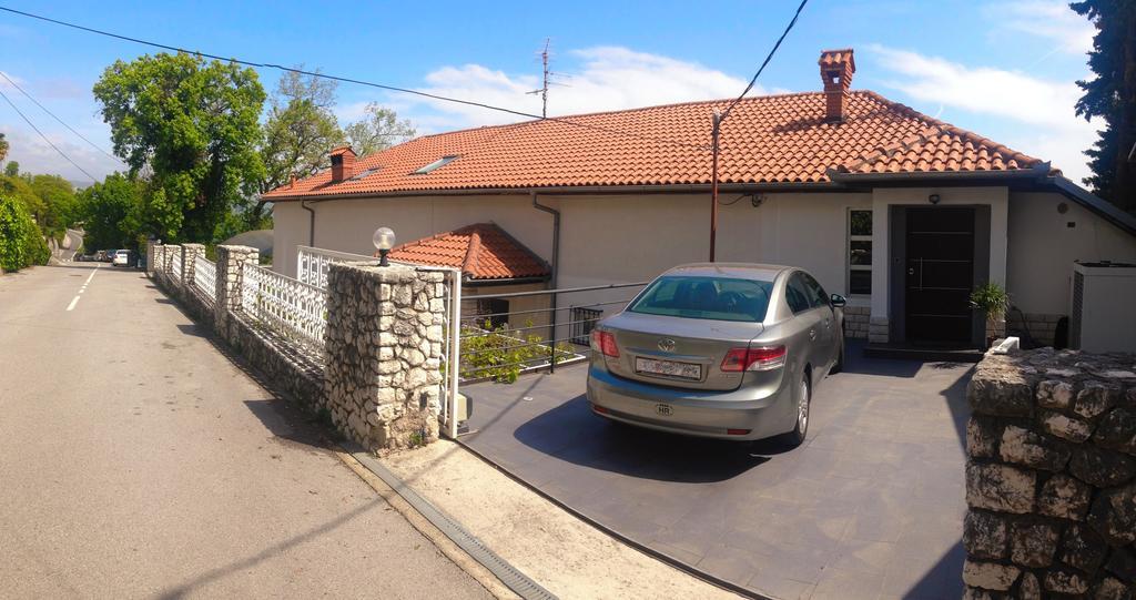 Unique Apartment Opatija Bagian luar foto